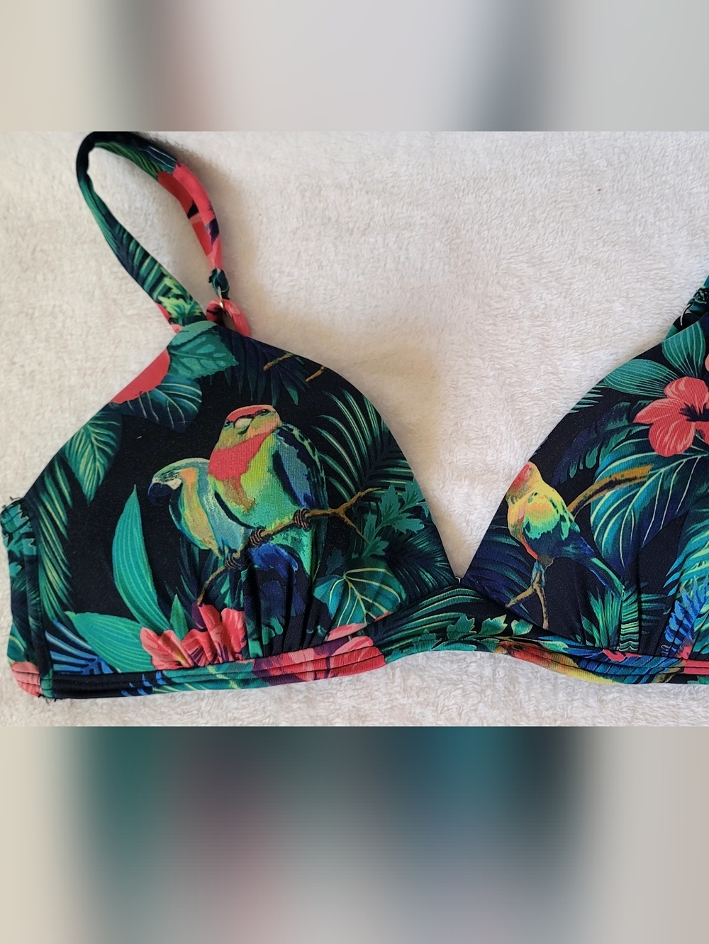 Tommy Bahama Hawaiian Floral Bikini Top -Adjustable Straps-Underwire Sz Medium